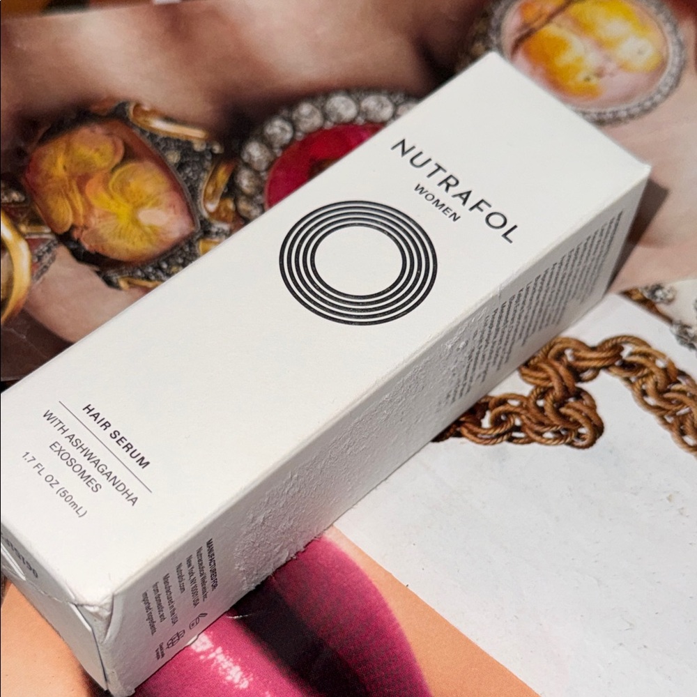 🧖🏻‍♀️ ♥️ 🧖🏻‍♀️• 🌳 Nutrafol x Hair Vibes 🌳 • ♥️🌹♥️